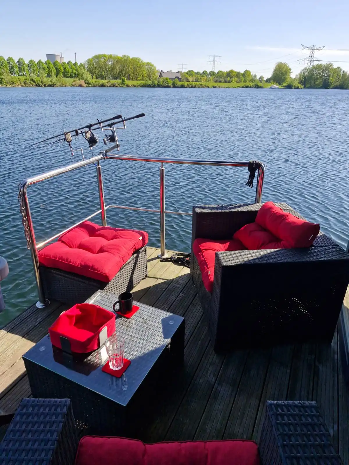 Tiny Houseboat interieur